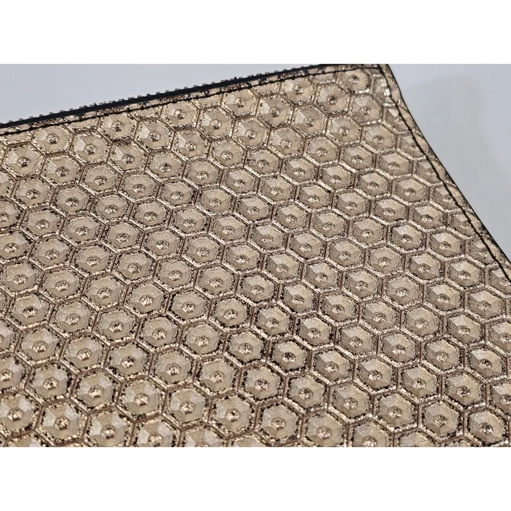 India Hicks Gold‎ Metallic Hexagon Honeycomb Double Zip Wristlet Clutch Bag EUC - Picture 3 of 9